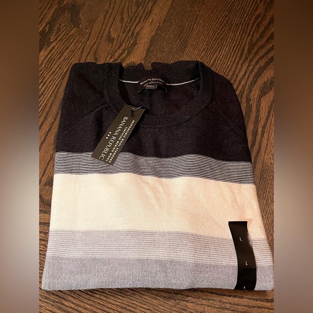 Banana Republic Men’s Sweater